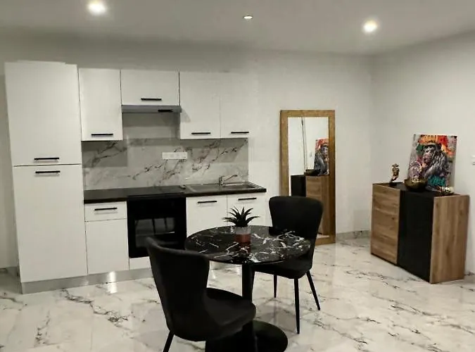 Appartement Cosy Jacuzzi Spa 70M2