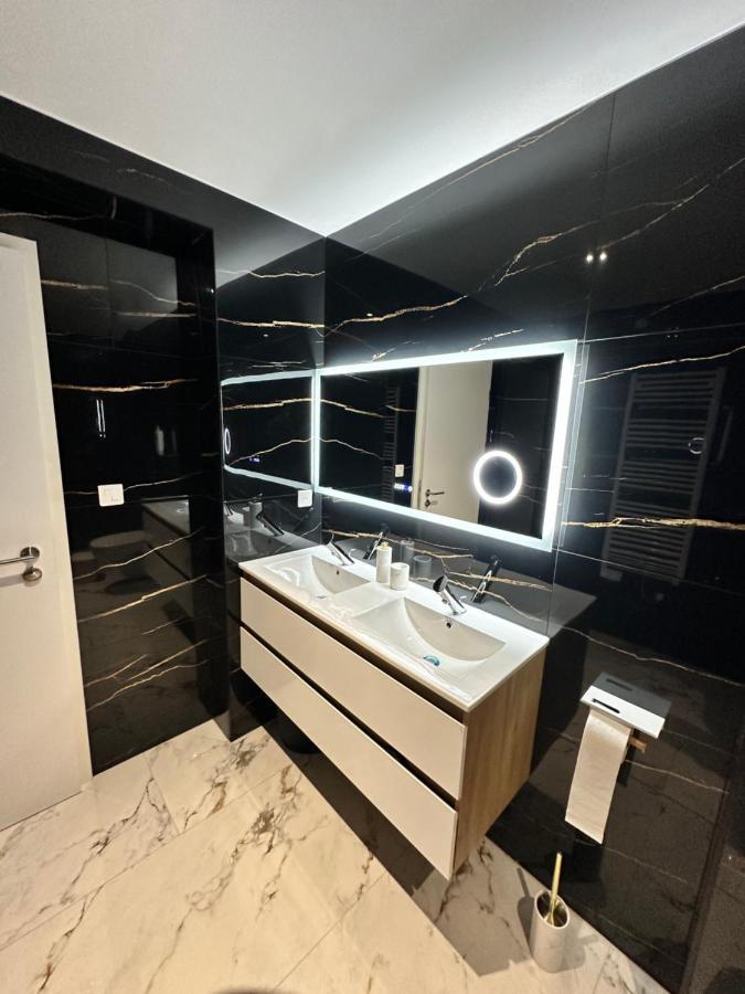 Cosy Jacuzzi 70m2 *